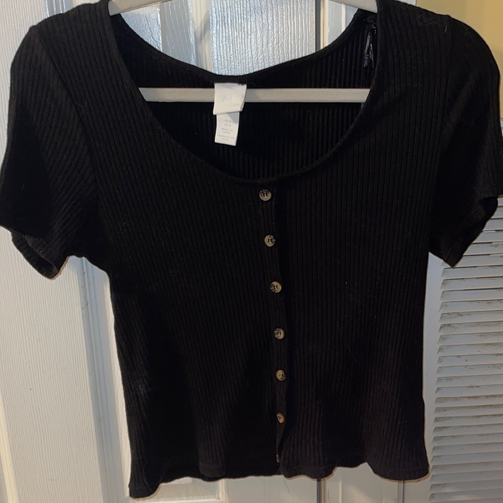 Black H&M top